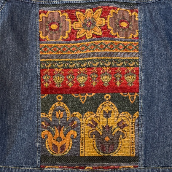 Coldwater Creek Blue Denim Jacket with Red Gold printed Tapestry Large - Picture 7 of 9